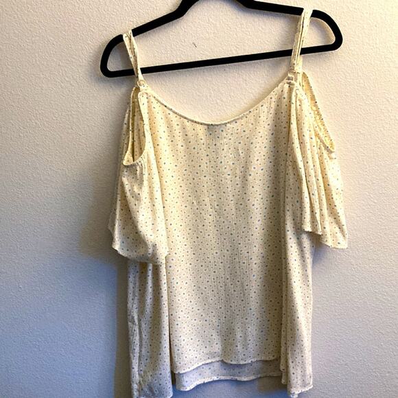 Torrid Cold Shoulder Yellow Floral Blouse Size 2X - Picture 3 of 3